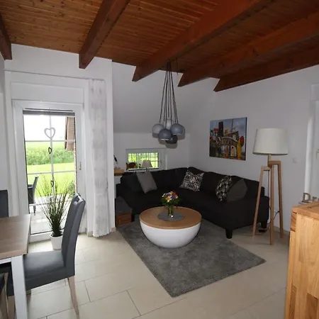 Ferienhaus Romantik Am Deich Сasa de vacaciones Dornum